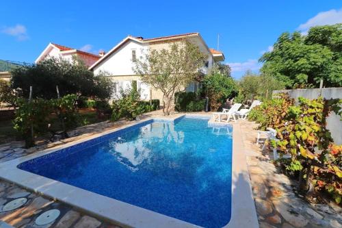 Apartments with swimming pool Vela Luka, Korcula - 23684