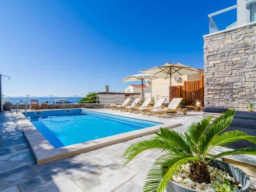 Apartments Villa Capitano - Two Bedroom Apartment with Balcony and Sea View UTI