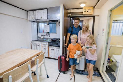 101Room Free Parking Only 1 Stop from Ikebukuro Entire 33m on 1st Floor 2 Bedrooms for up to 6 Guests 3Minute Walk to Don Quijote