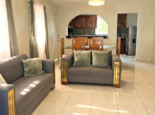 Ruang duduk di Villa Rosa