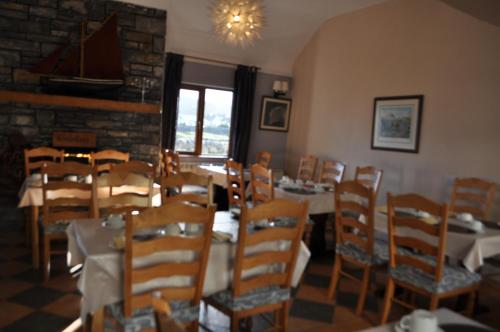 Restaurace v ubytování Inisheer Hotel (Óstán Inis Oírr)
