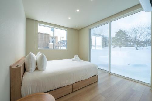 MK Hakuba, Great Mountain Views
