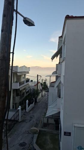 Artemis studio-sea view, private garden