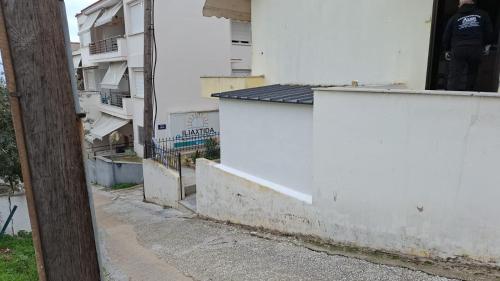 Artemis studio-sea view, private garden