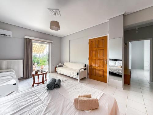 Ansolive Retreats