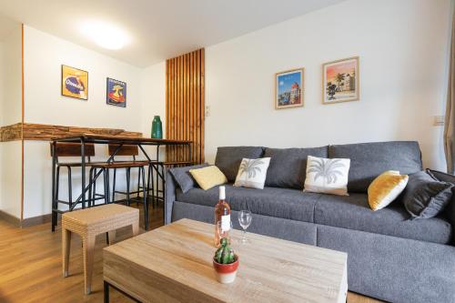 Résidence à 5 mn des plages - Piscine- Tennis - Parking - 4 Personnes