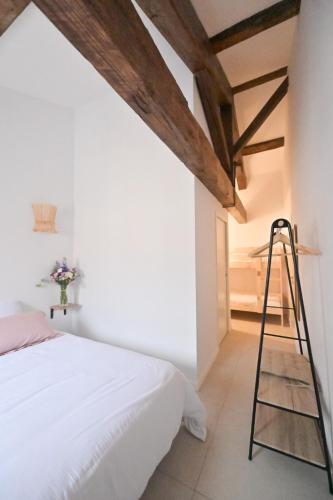 Maison de charme 12 personnes avec 3 suites indépendantes au Mas Conte à Canet en Roussillon