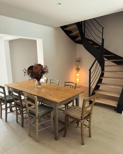 Maison de charme 12 personnes avec 3 suites indépendantes au Mas Conte à Canet en Roussillon