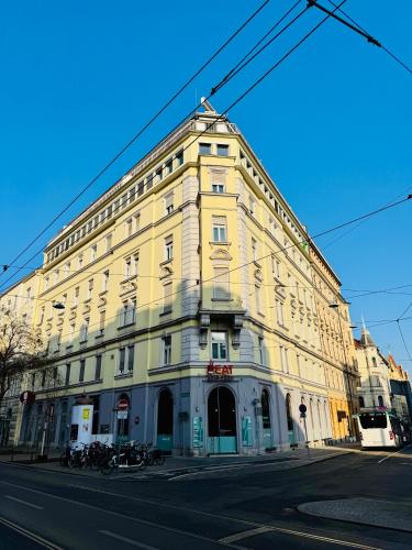 Central Apartment in Graz stylish & cozy I self check-in
