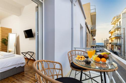 Sea & City - Luxury Seaside Maisonette with Private Rooftop Cinema - 50m from Beach & 300 m from Old Town