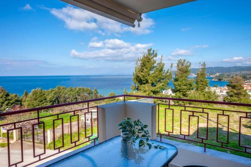 Kanonika Homes Family Sunset View Apartment