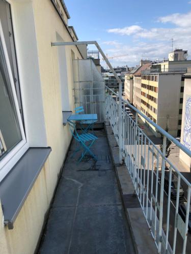 Peaceful & Connected by JR City Apartments
