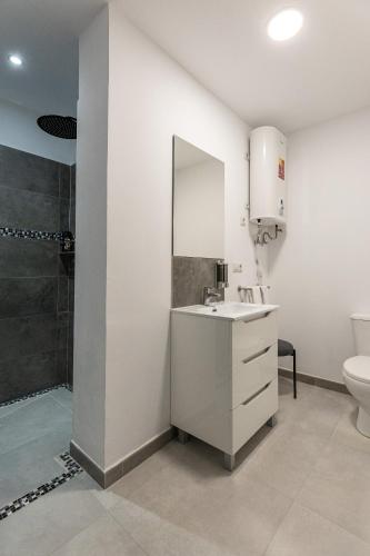 SUITES 107 Evalia Rooms