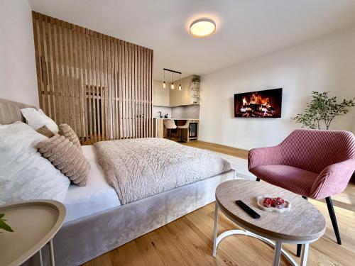 Baker House Apartments - Free Private Parking