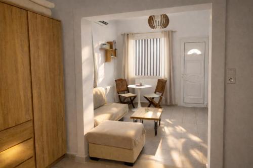 Zona d'estar a Milky house