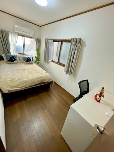 AiES Kita-Senju, 2-3rd floor, 8-minute walk from Kita-Senju Station, direct access to Tokyo Skytree, Asakusa, Akihabara, Ueno, Ginza, Roppongi, Shibuya, 6 beds, maximum occupancy 9 people, 60 square meters with Kitchen appliances