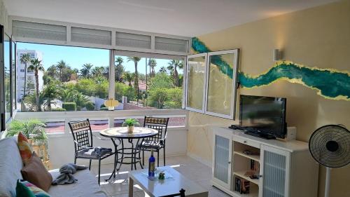 Between Yumbo and Playa Dunas Centro Tirajana ALOE