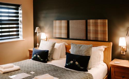 Blue Bell Country Inn — Photo of the whole room