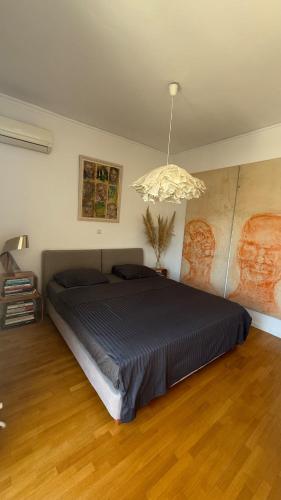 Lykavittos view - Loft Athens