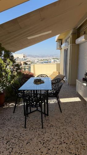 Lykavittos view - Loft Athens