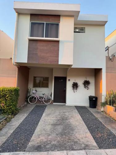 Complete family home 20 minutes from Surf City