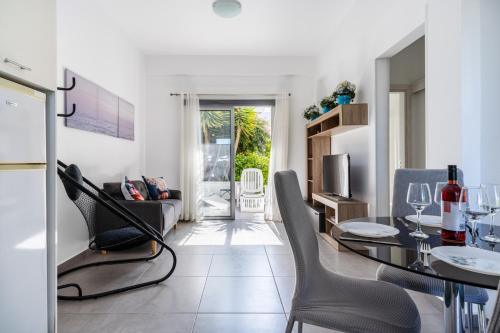 2BR Garden Condo_Protaras