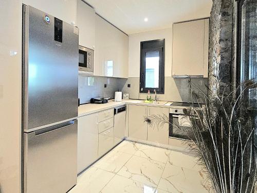 Villa with swimming pool