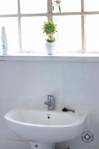 Gambar di galeri bagi Winterfall Cottage di Harare