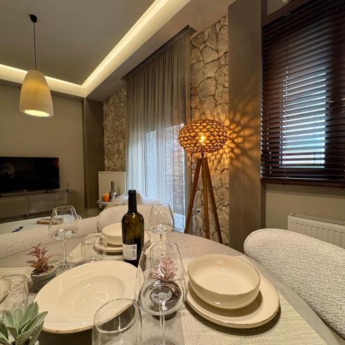 Maison De Luxx A12 Central Luxury Apartment