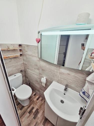 Apartment TIA, private terrace, sea view, jacuzzi