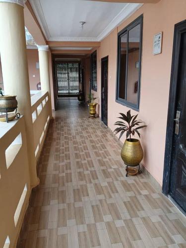 Foto de la galeria de Cyjevic Plaza a Cape Coast