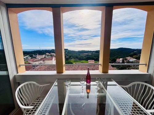 Superbe Appartement Frégate vue mer spectaculaire
