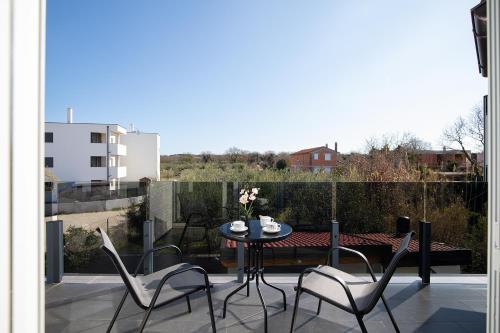 Apartments Emilia Medulin