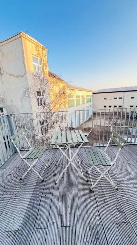 Modern Apartment Close to Subway & Vineyards