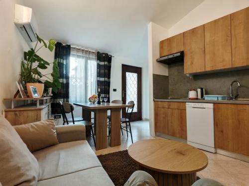 Apartment Miro - 2
