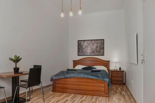 Sweet 1BR Apartment with Smart TV, WIFI, For Long Stay