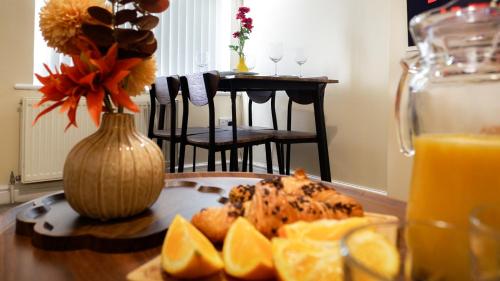 Near Uni and Hospital - Long Stays - Fast Wi-Fi - 15 Mins to City photo 28