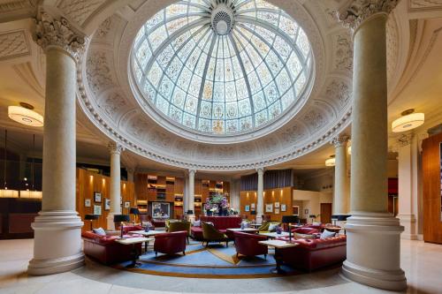 Restoran atau tempat lain untuk makan di Threadneedles, Autograph Collection