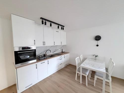 Piast Castle Apartment Brzeg