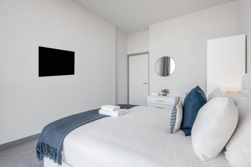 Urban City Suites - JQ Rise Penthouse, 3 bed photo 26