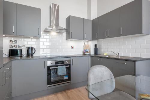 Urban City Suites - JQ Rise Penthouse, 3 bed photo 21