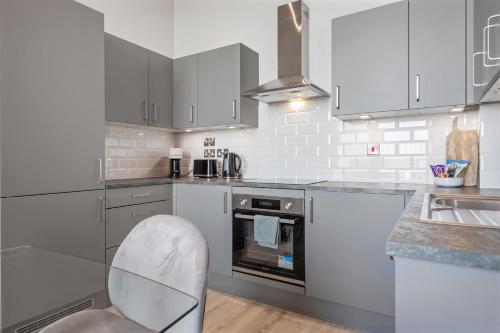 Urban City Suites - JQ Rise Penthouse, 3 bed photo 32