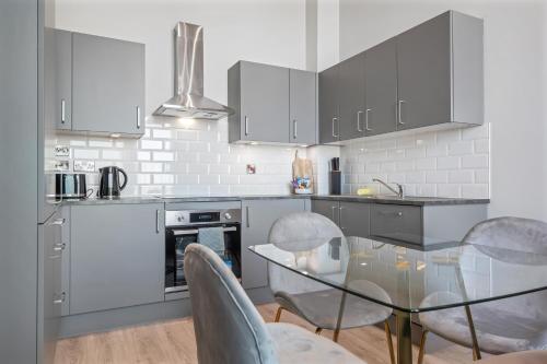 Urban City Suites - JQ Rise Penthouse, 3 bed photo 31