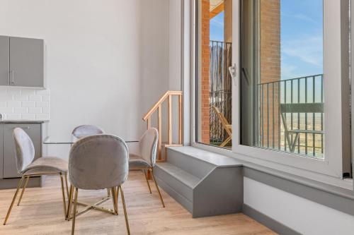 Urban City Suites - JQ Rise Penthouse, 3 bed photo 46