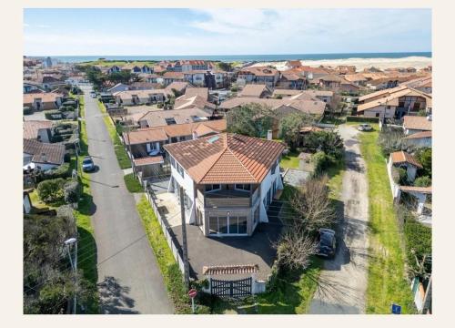 Gîte Oustaou Biscarrosse Plage 7 chambres 15 personnes