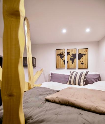 Petite Suite by The White Tower