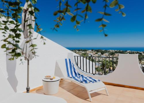 Casa Sunrise - Deluxe house with rooftop, 5 pools and panoramic sea views, Calpe