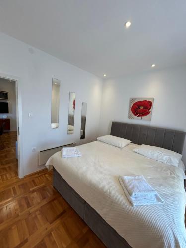 Duje & Roko Apartments