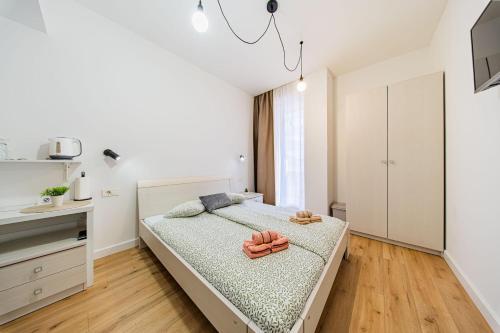 Zagreb 236 - 237 - 238 - 239 - 240 - 241 - 6 Studio Apartments - New - Apartment - Flexible Keybox Entry - Modern - Monthly Rent - WiFi