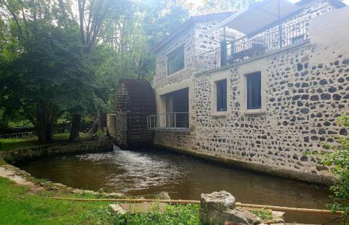 Le Moulin la Paille